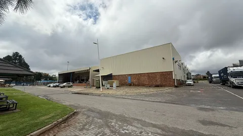 13 West View Road, Clayville